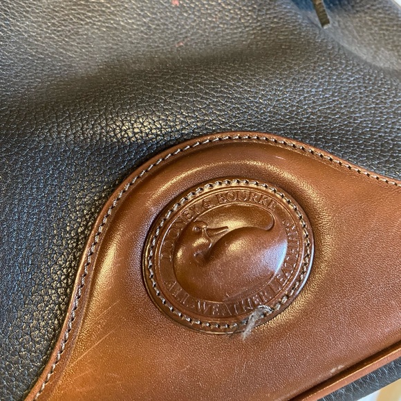 Authentic Vintage Dooney & Bourke bag - Picture 2 of 4